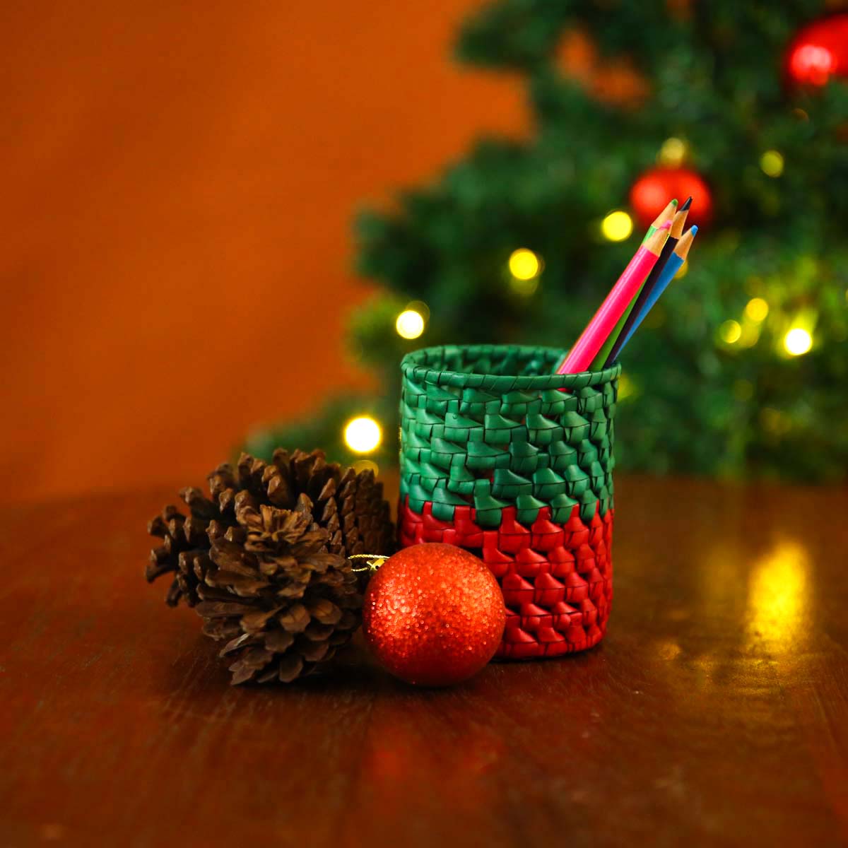 Two Tone Palmyra Pencil Holder