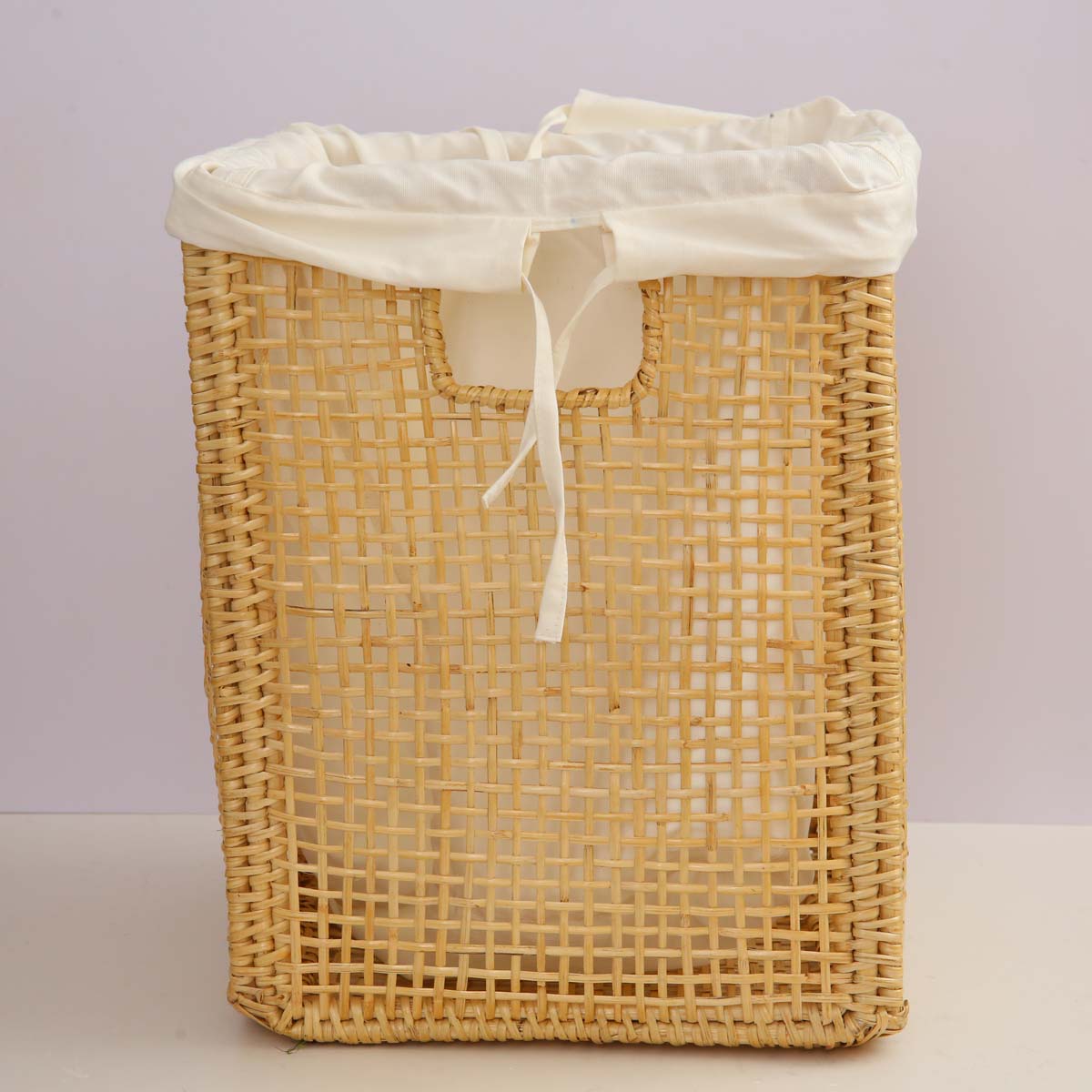 Kotu Dal Laundry Basket With Lining