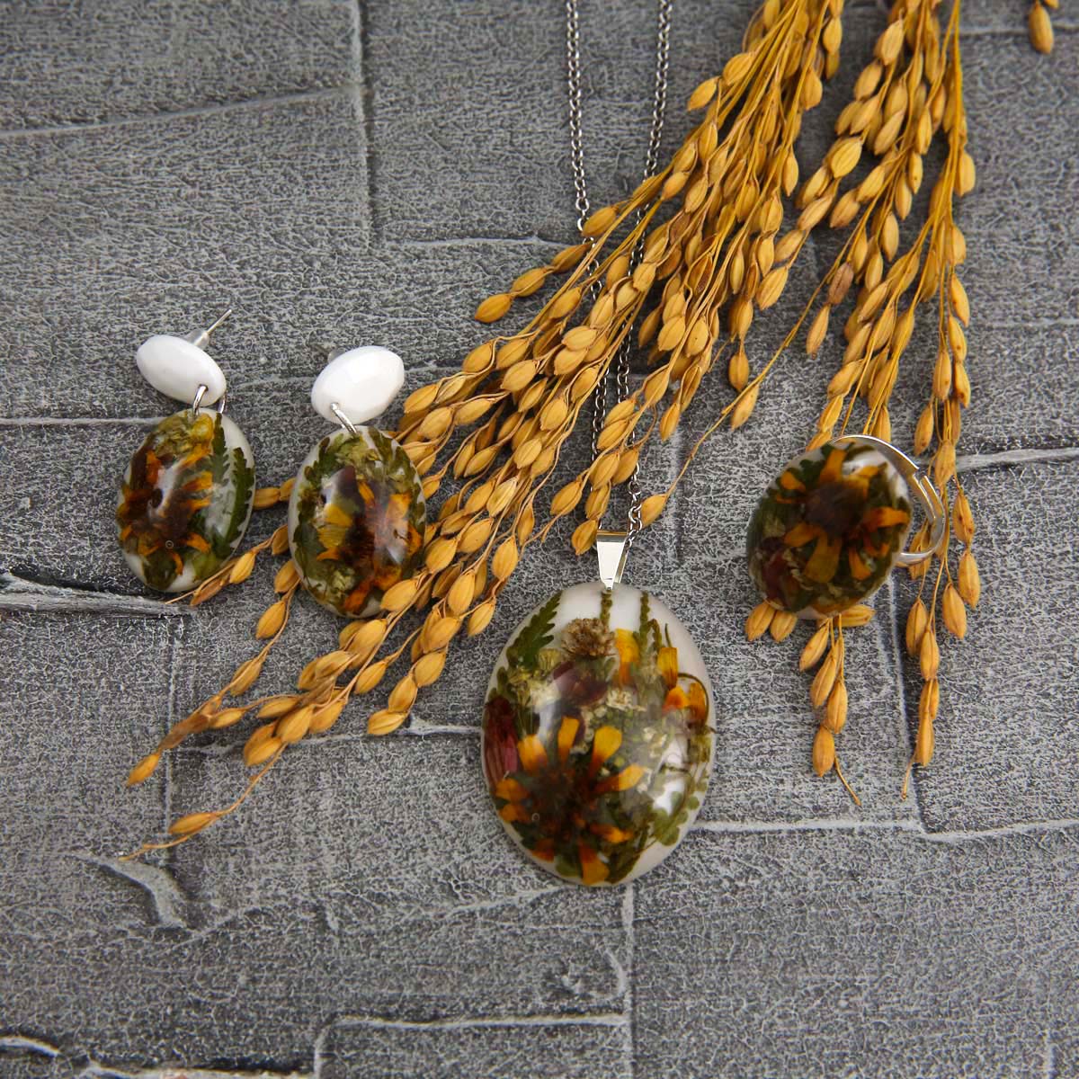 Foliage Jewellery Set