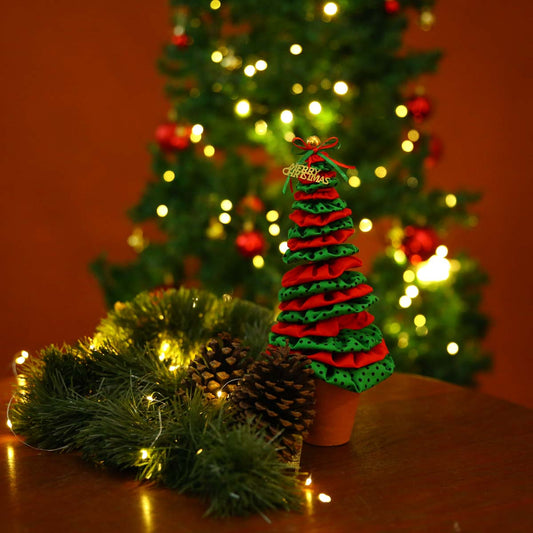 Red &amp; Green Dot Yo Yo Fabric Christmas Tree