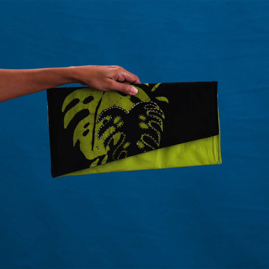 Kaffir Leaves Clutch