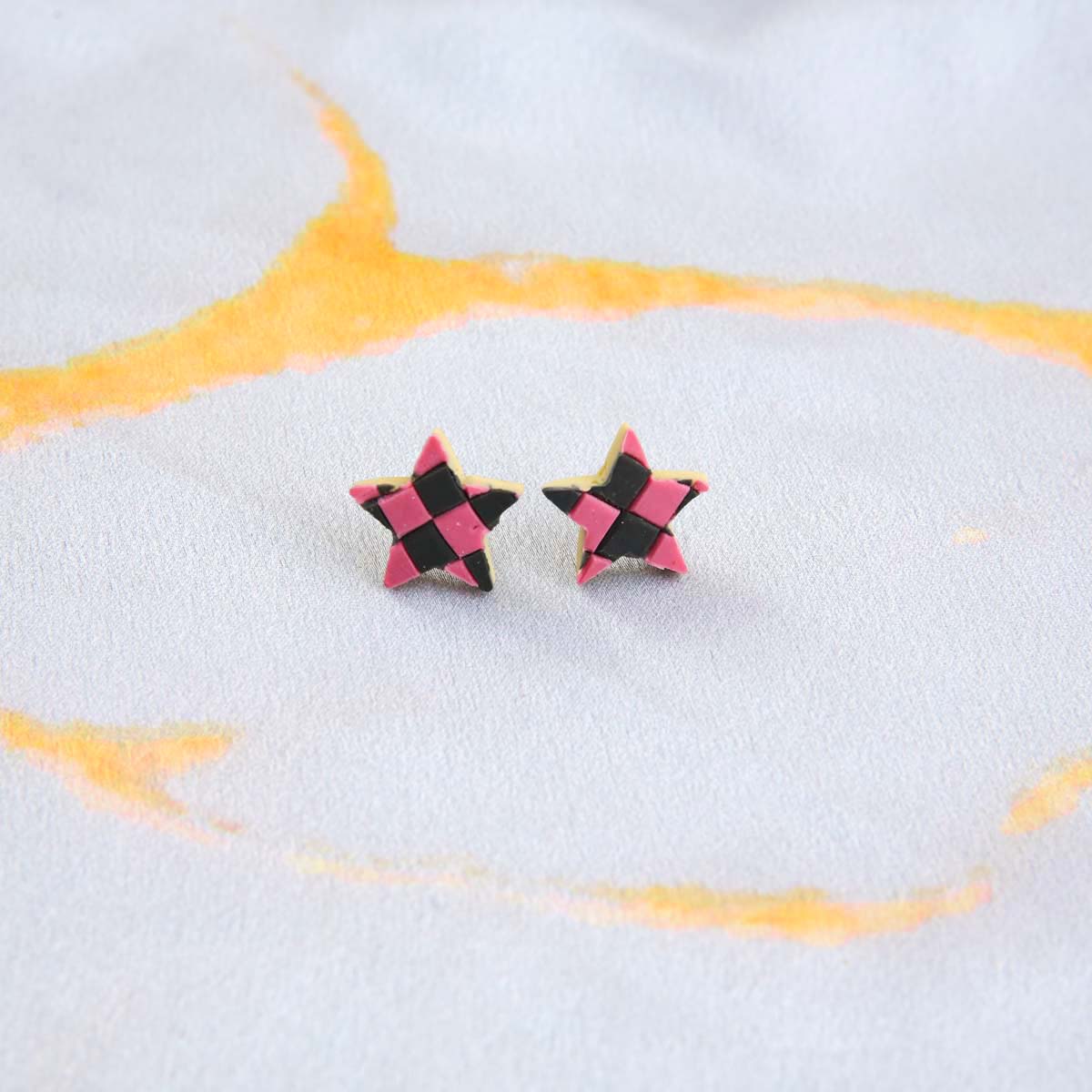 Checked Star Stud Earrings