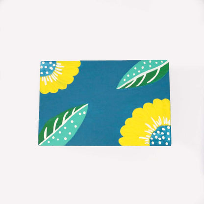 Daffodil Wooden Stool