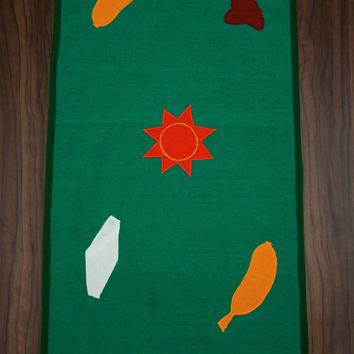 Green Avurudu Table Linen Set