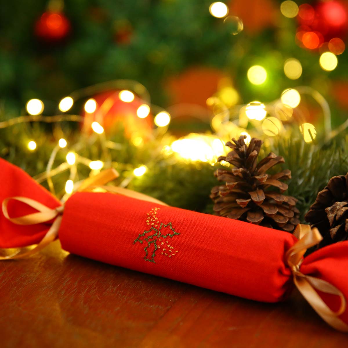 Red Decorative Bon Bon