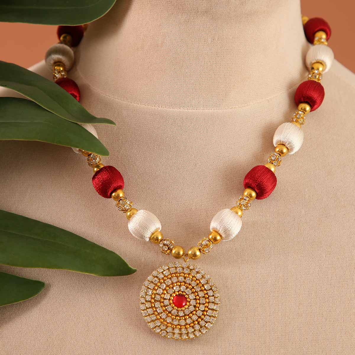 Roses and Ivory Necklace