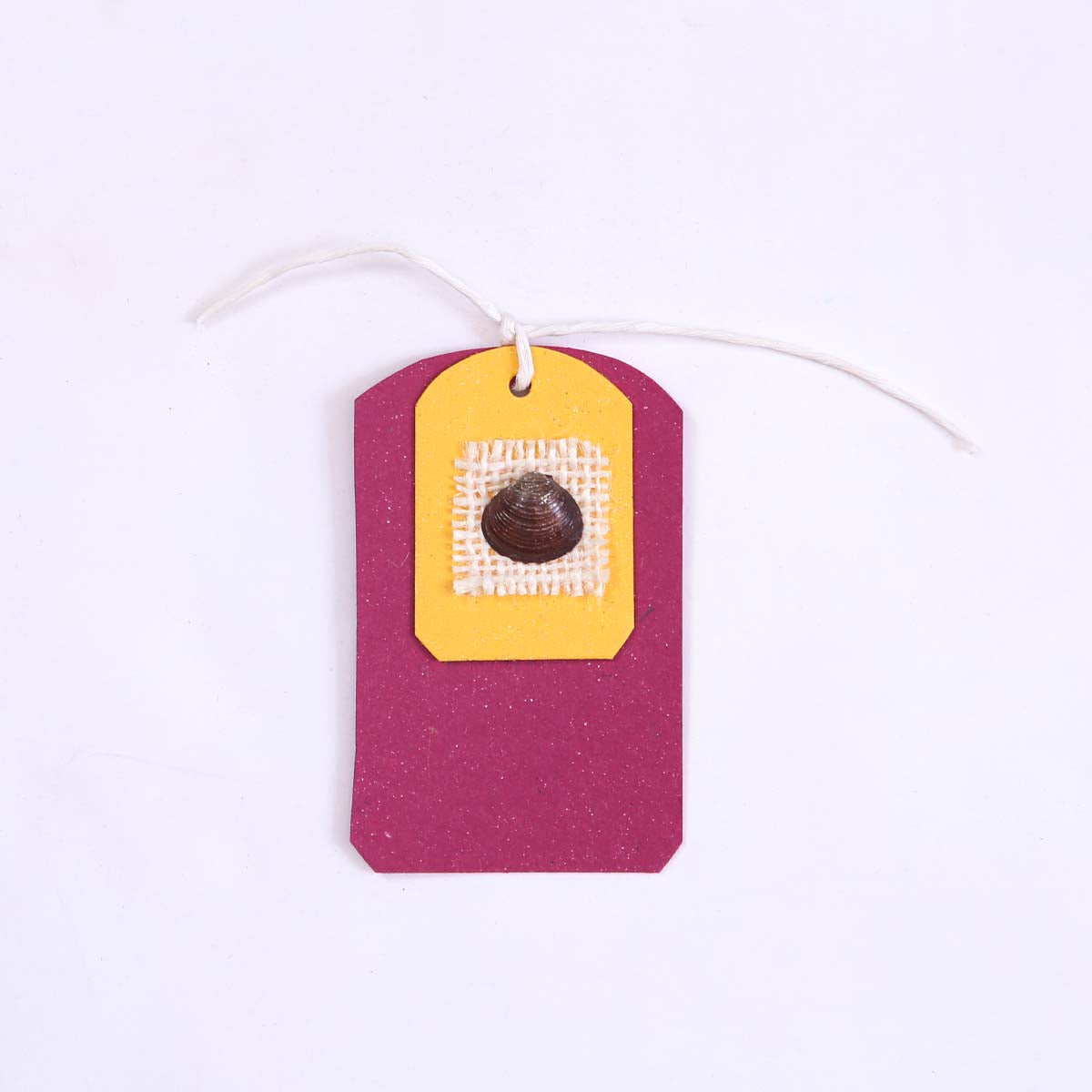 Magenta Shell Gift Tag