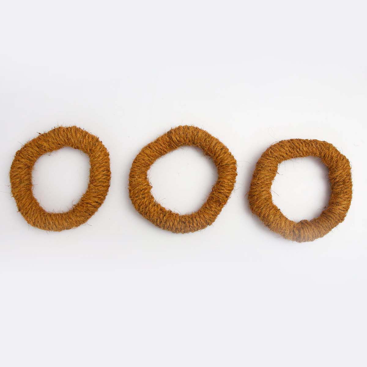 Coir Daranu (Hot Pot Stand) Set