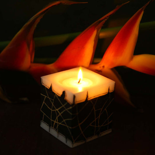 Gold Cracked Square Candle