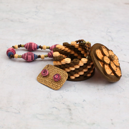 Small Gold Paper Jewellery Box