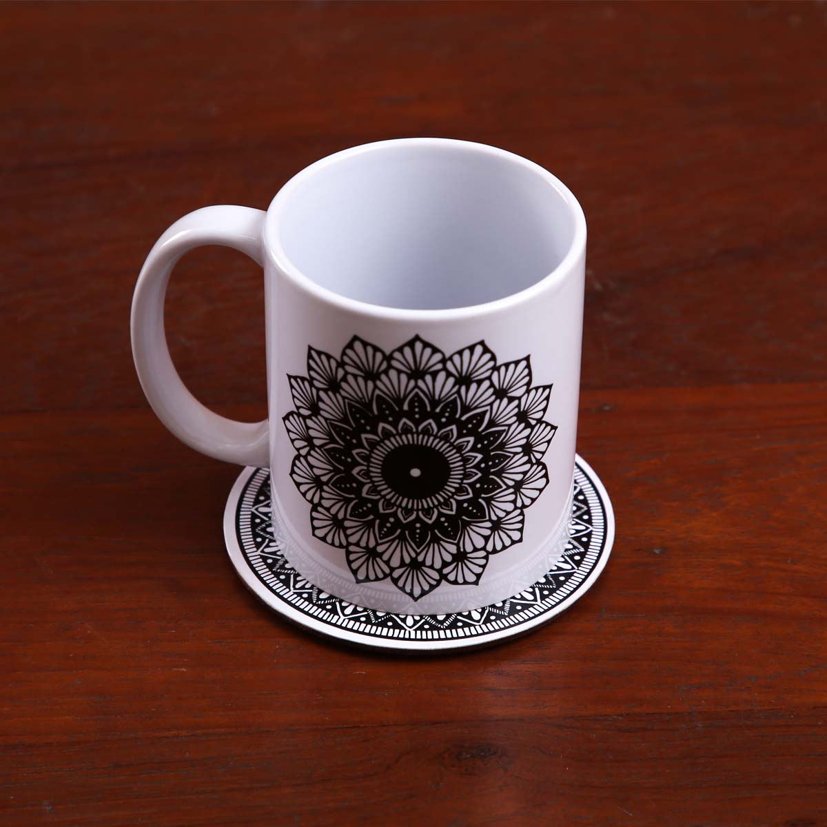 Whilte Lazy Daisy Coaster Set