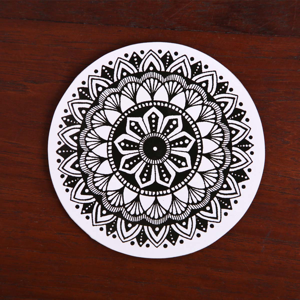 White Luna Coaster Set