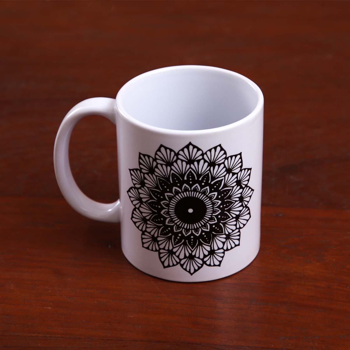 White Daffodil Mug