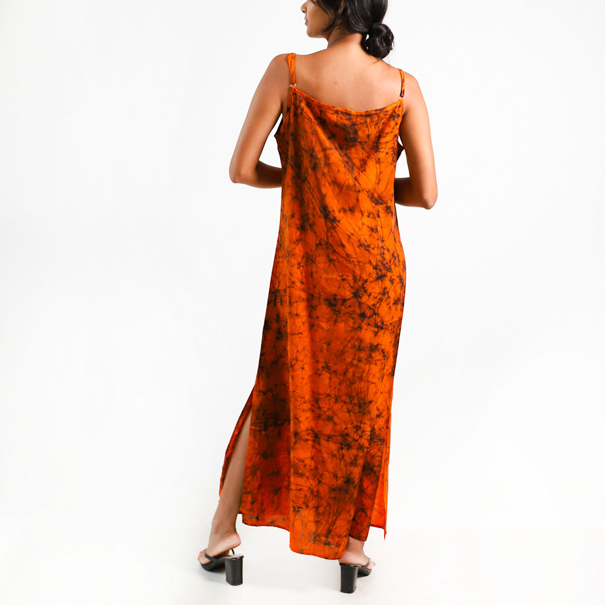 Thambili Glow Batik Dress