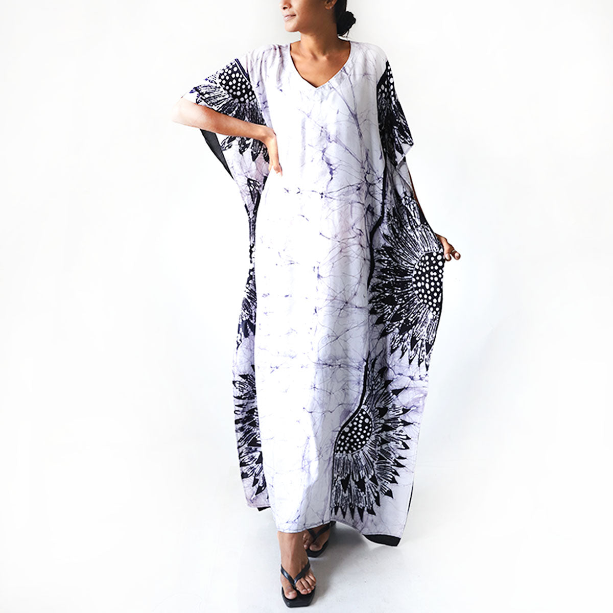 Monochrome Sunflower Batik Kaftan