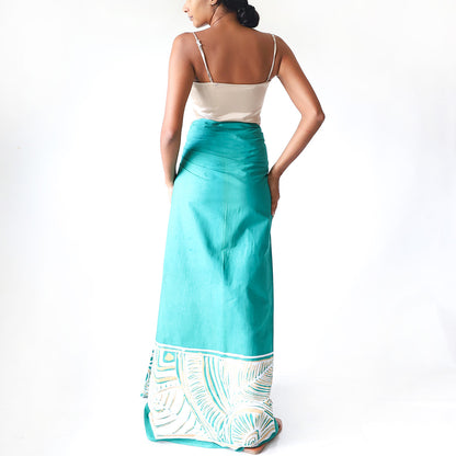 Island Fauna Batik Sarong