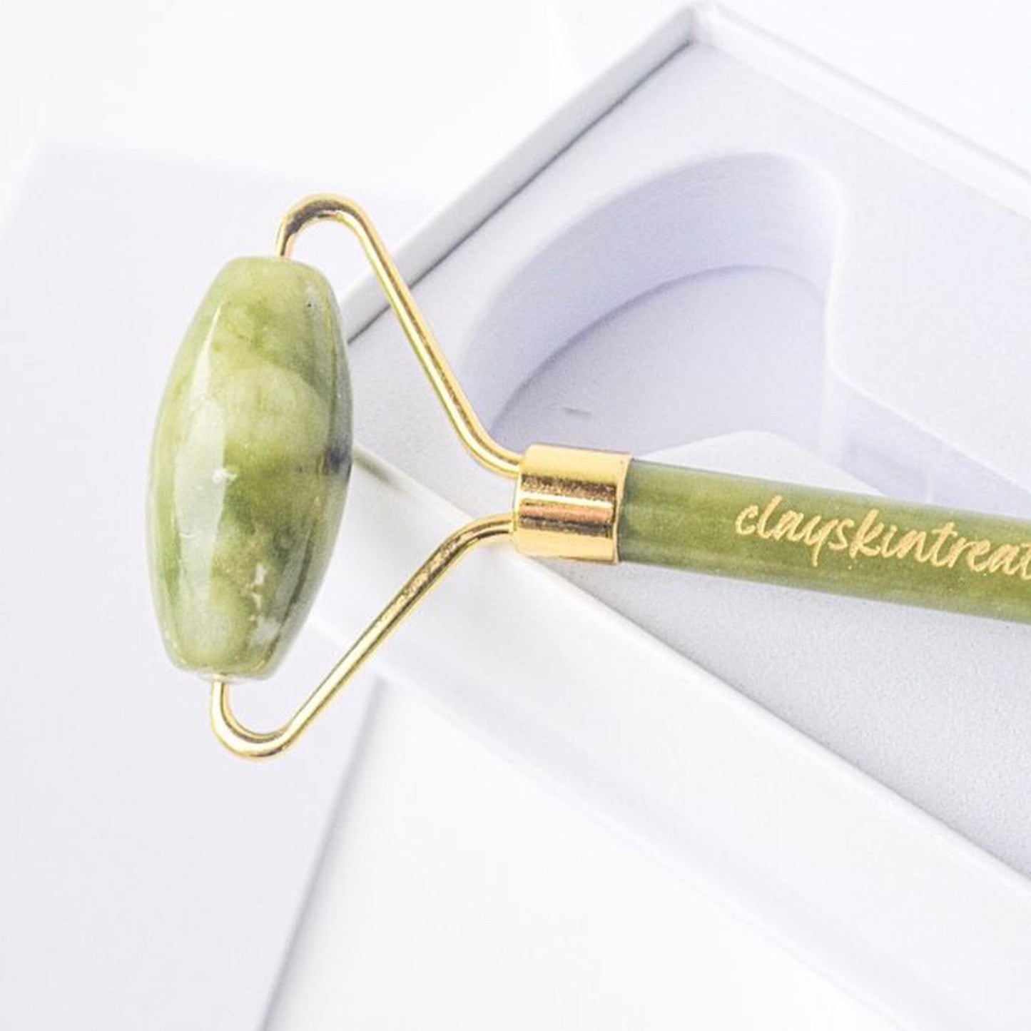 Jade roller