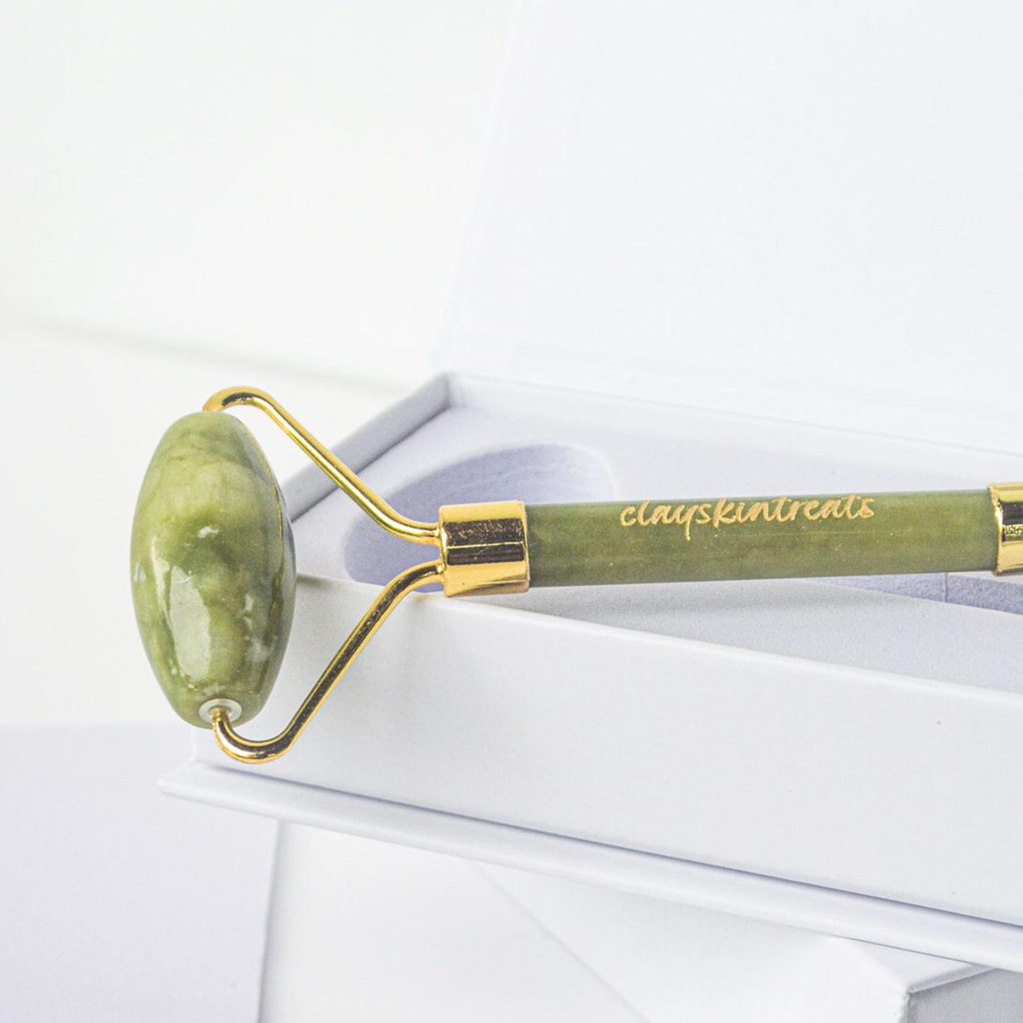 Jade roller