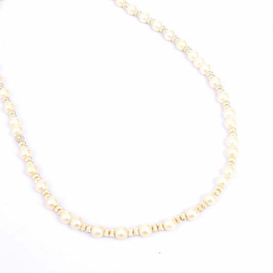 White and dull gold beaded necklace