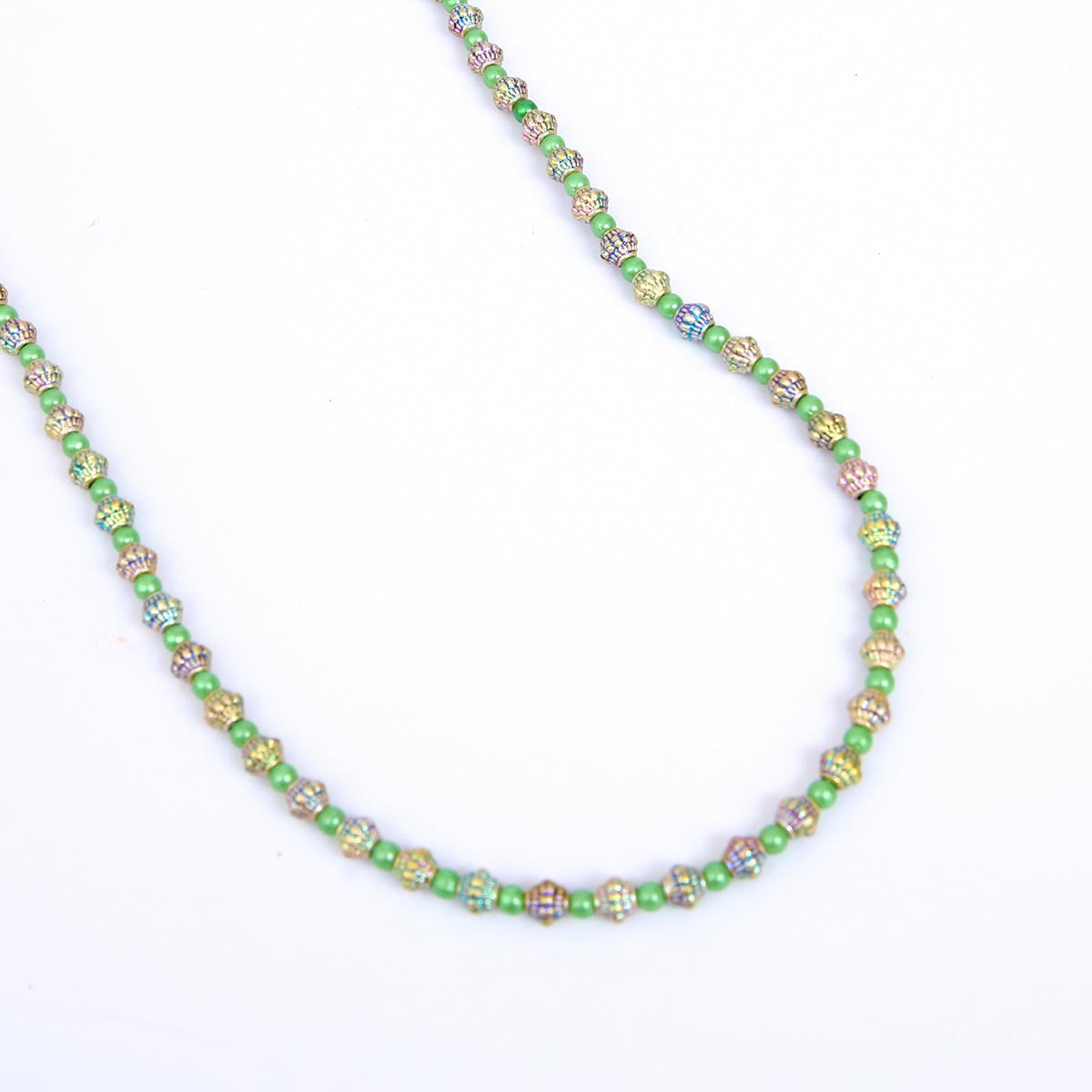 Lime mortif beaded necklace