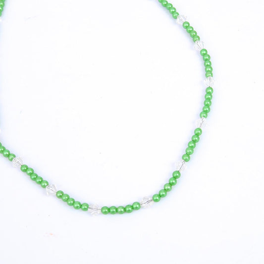 Elegant green beaded necklace