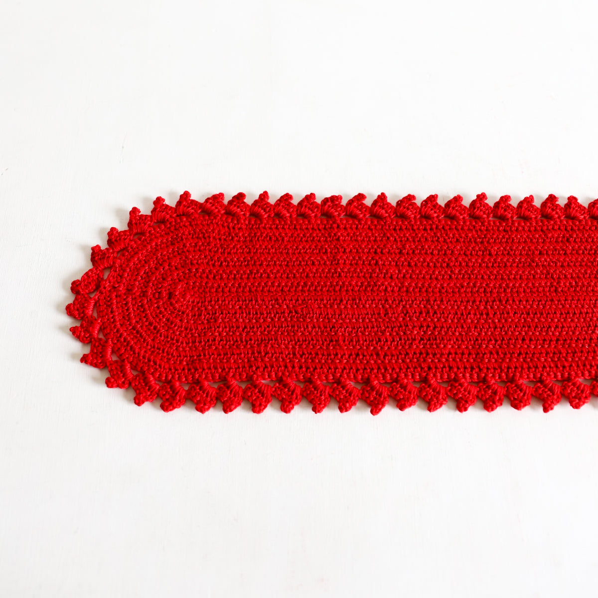 Ruby Noel Table Runner