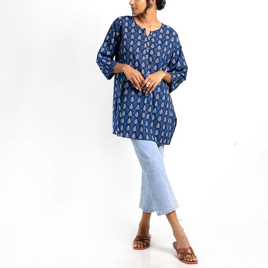 Carbon Block Printed Top