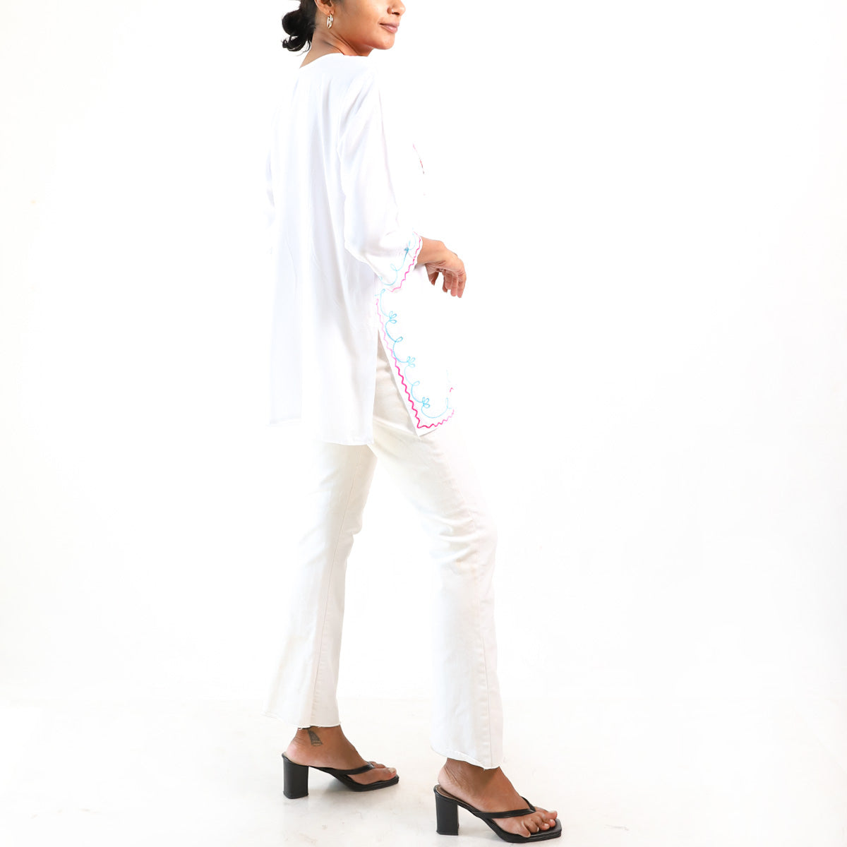 Vivid Harmony Kurtha