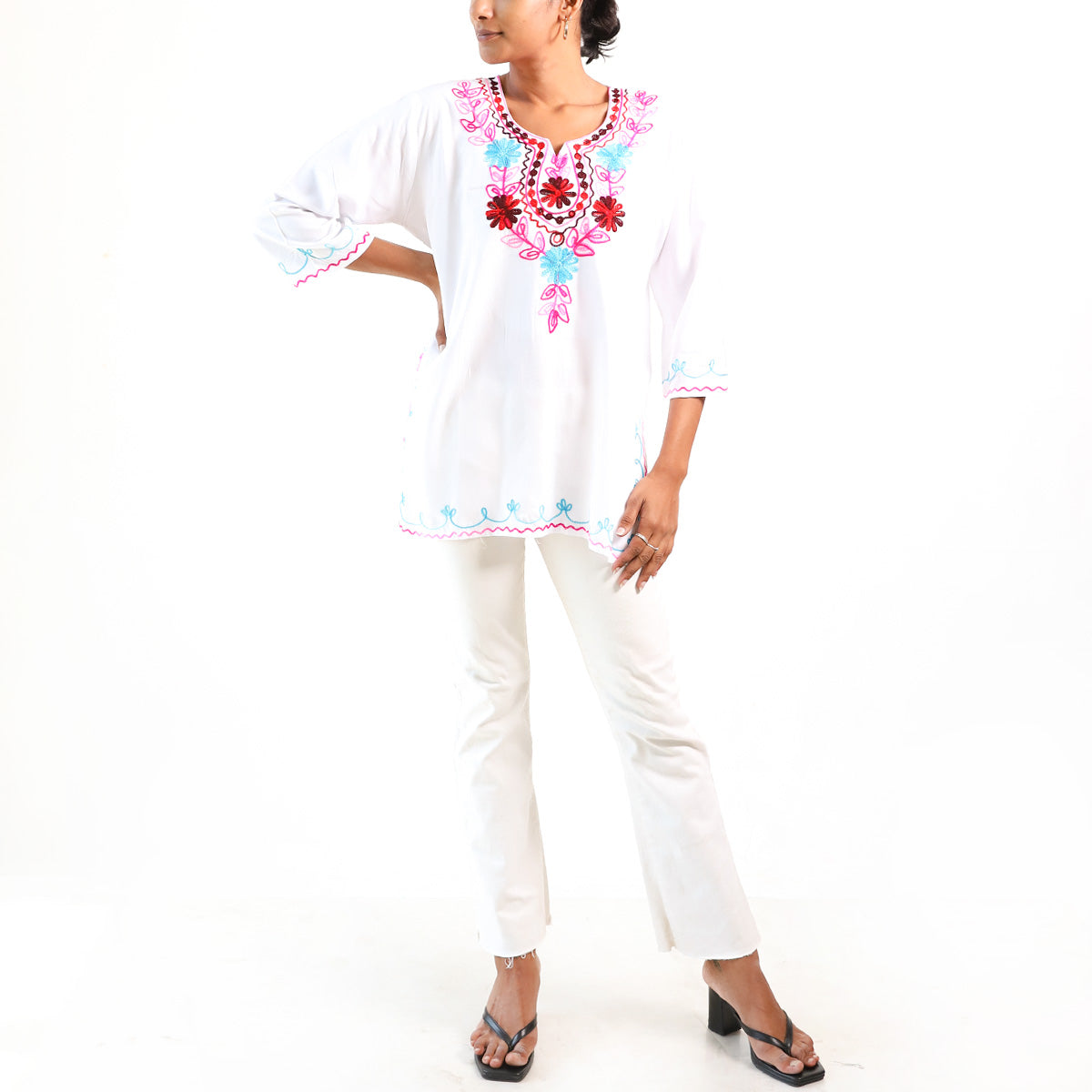 Vivid Harmony Kurtha