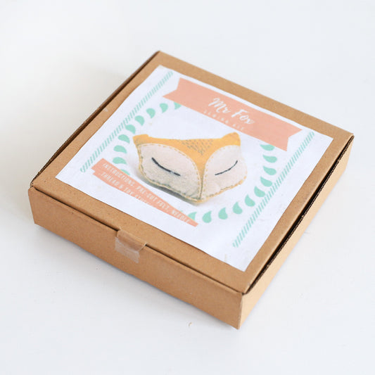 Mr Fox Sewing Kit