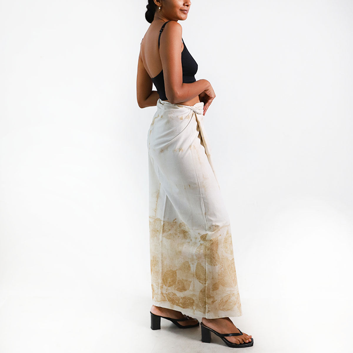 Leafy Shores Sarong