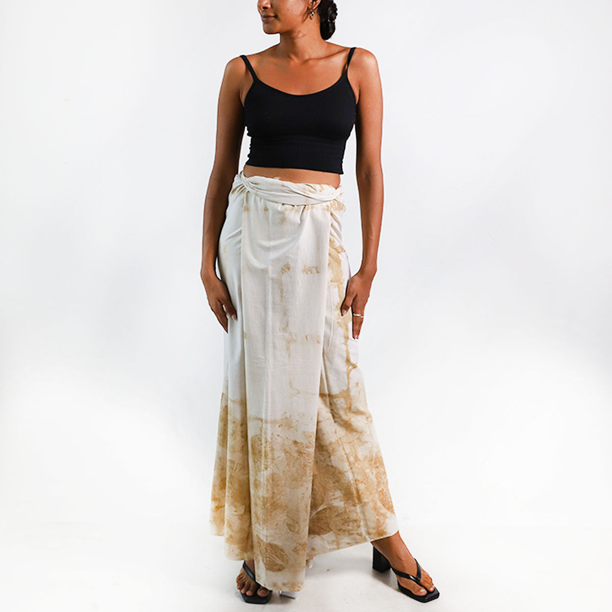 Leafy Shores Sarong