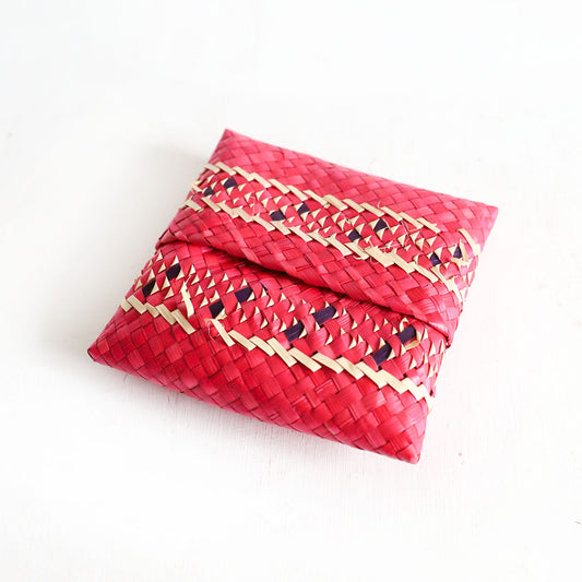 Blush Whisper Hambiliya