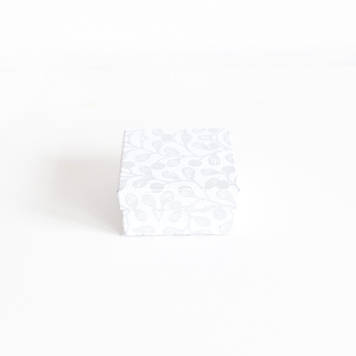 Ivory Leaf Gift Box