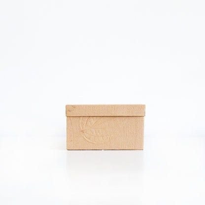 Sandy Grove Gift Box
