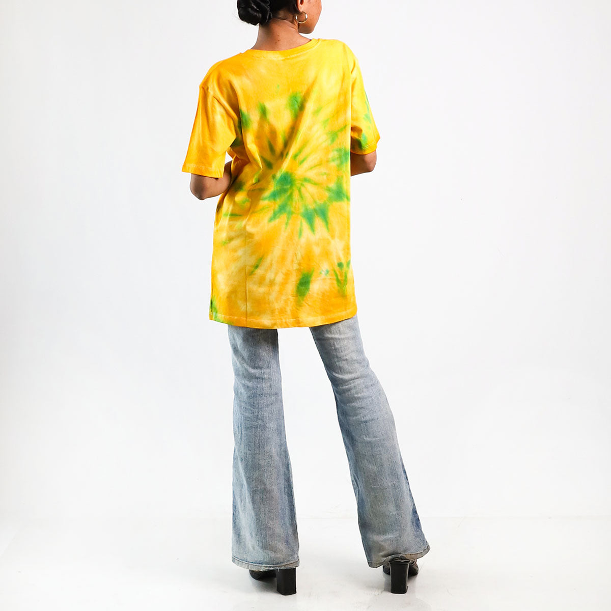 Vibrant Vortex Oversized Tie-Dye T-shirt