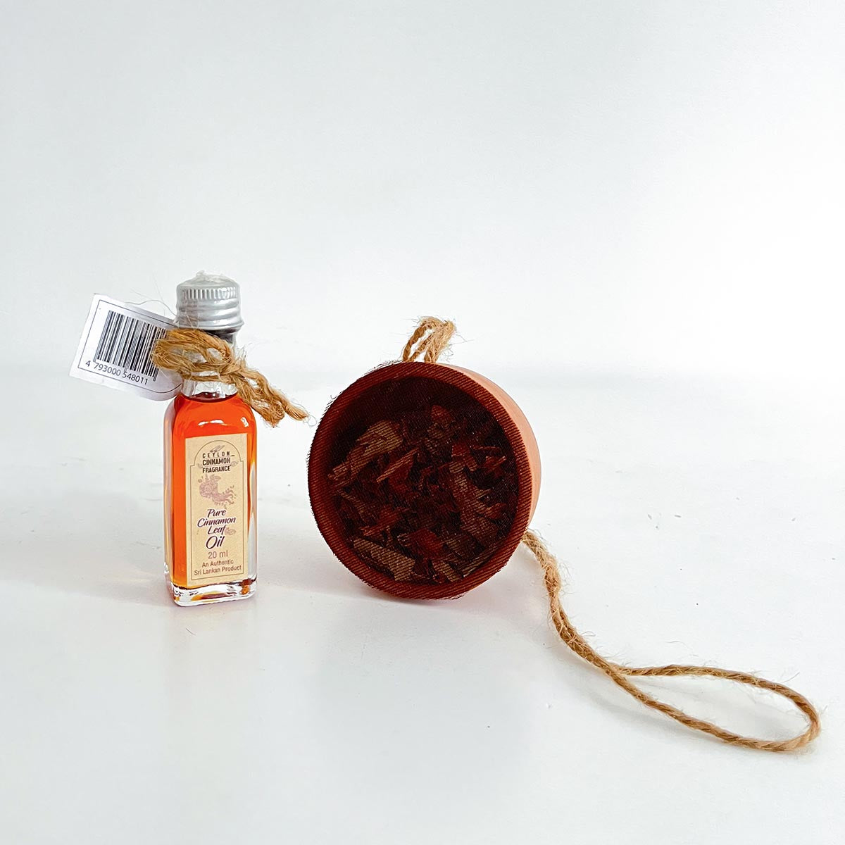 Terracotta Floral Pods- Cinnamon