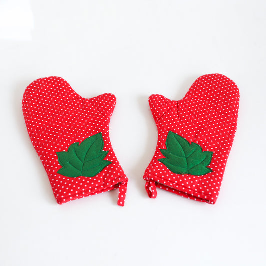 Maple Ember Oven Mittens