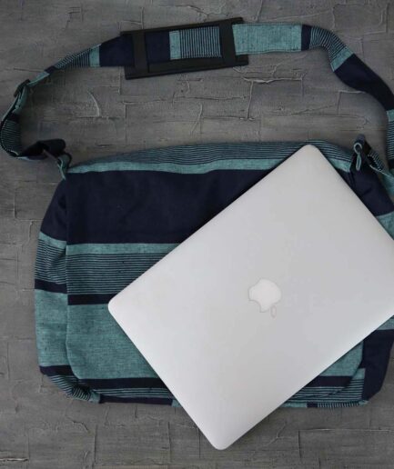 Laptop Case 15.6 inch Cute Lion Animal Pattern Computer Messenger Bag with Shoulder Strap for Men Women Travel