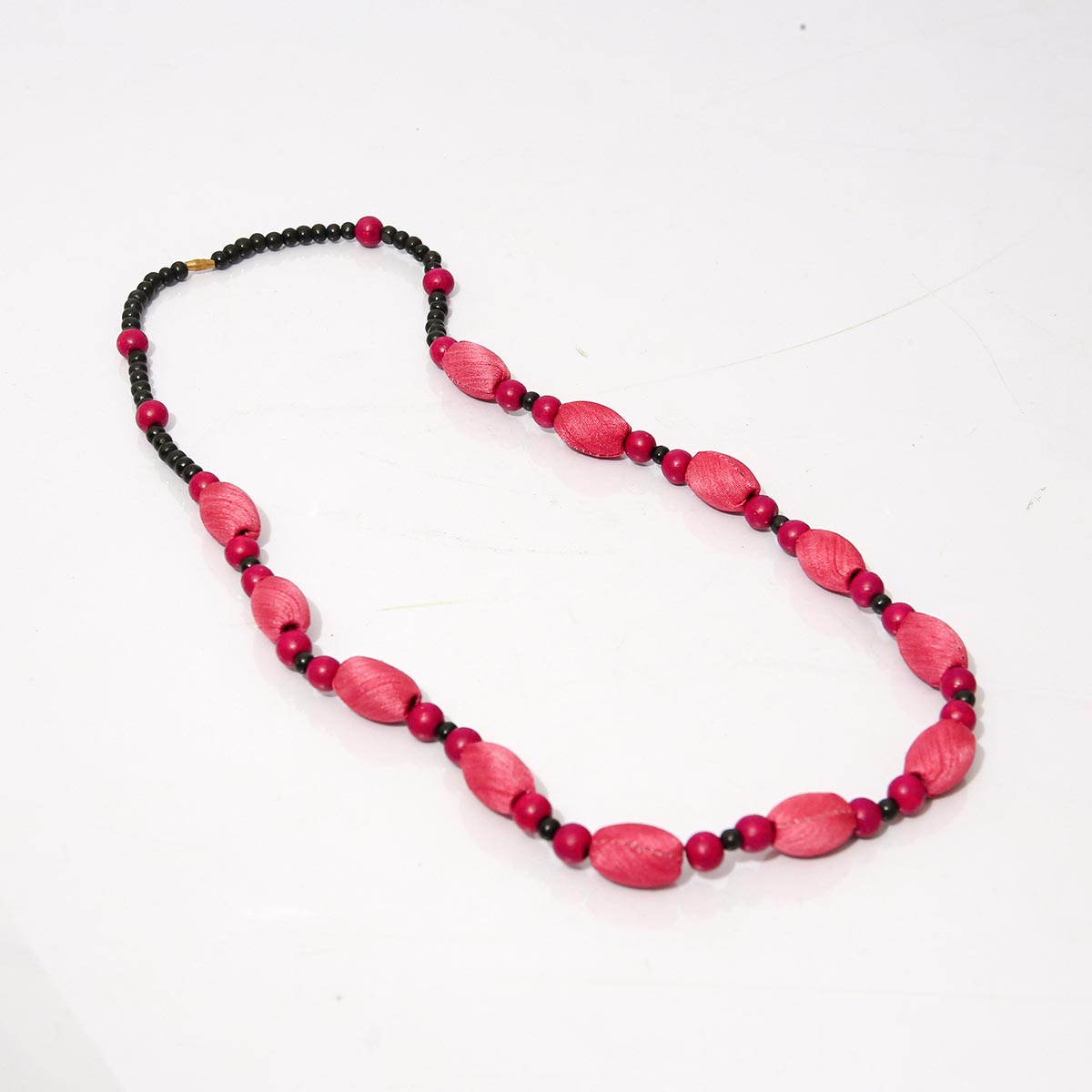 Rouge Handloom Necklace | Who We Are